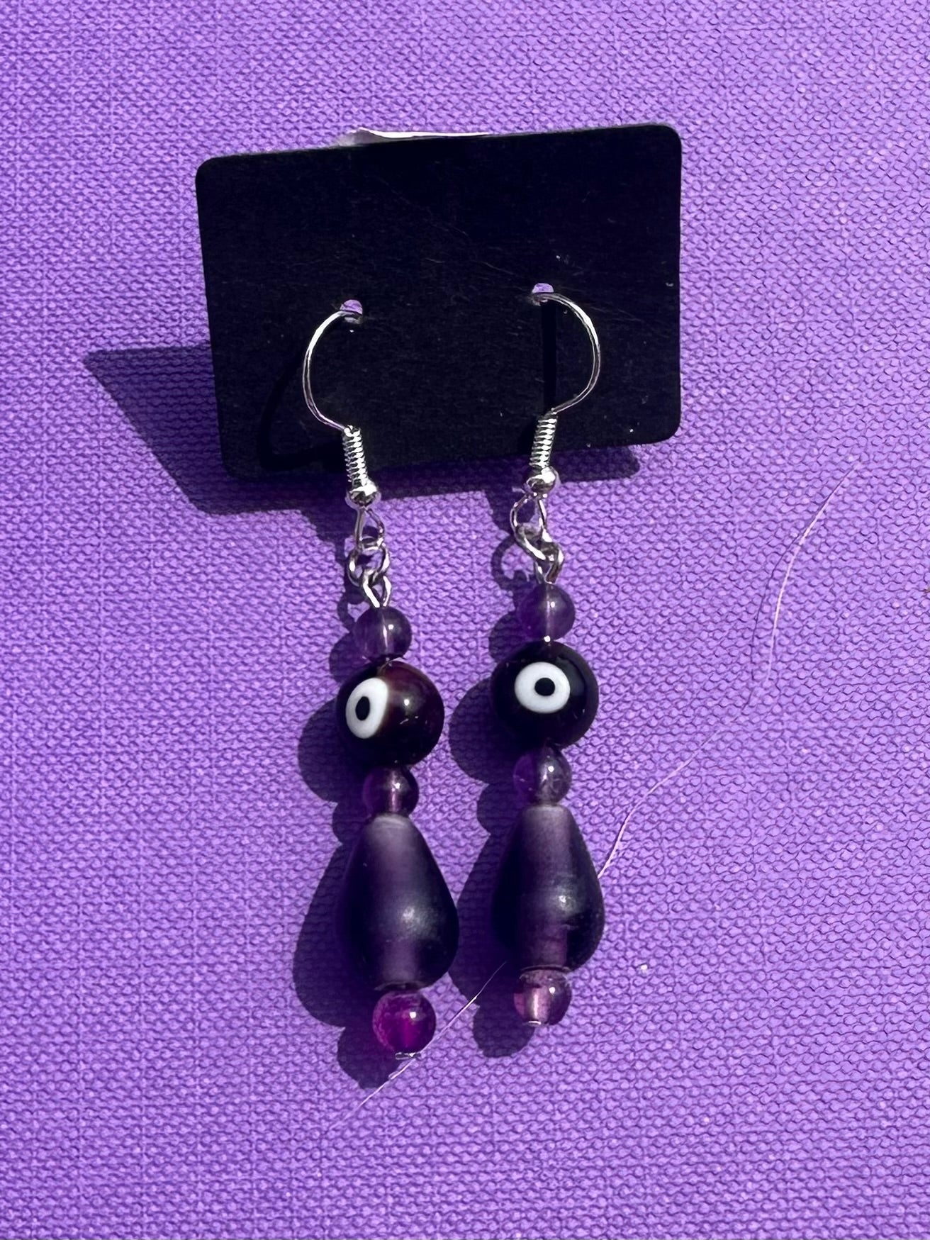 Violet Eyes Earrings